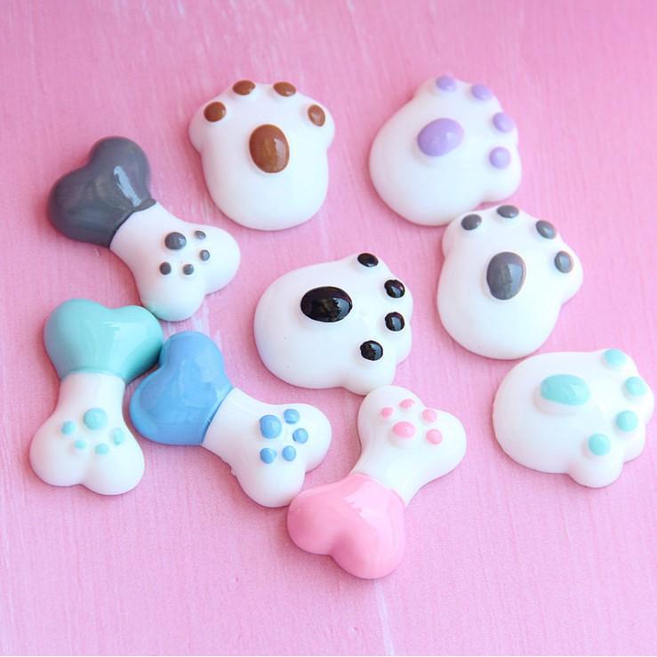 *HN* Mẫu charm dấu chân mèo, khúc xương xinh xắn cho các bạn trang trí ốp điện thoại, DIY