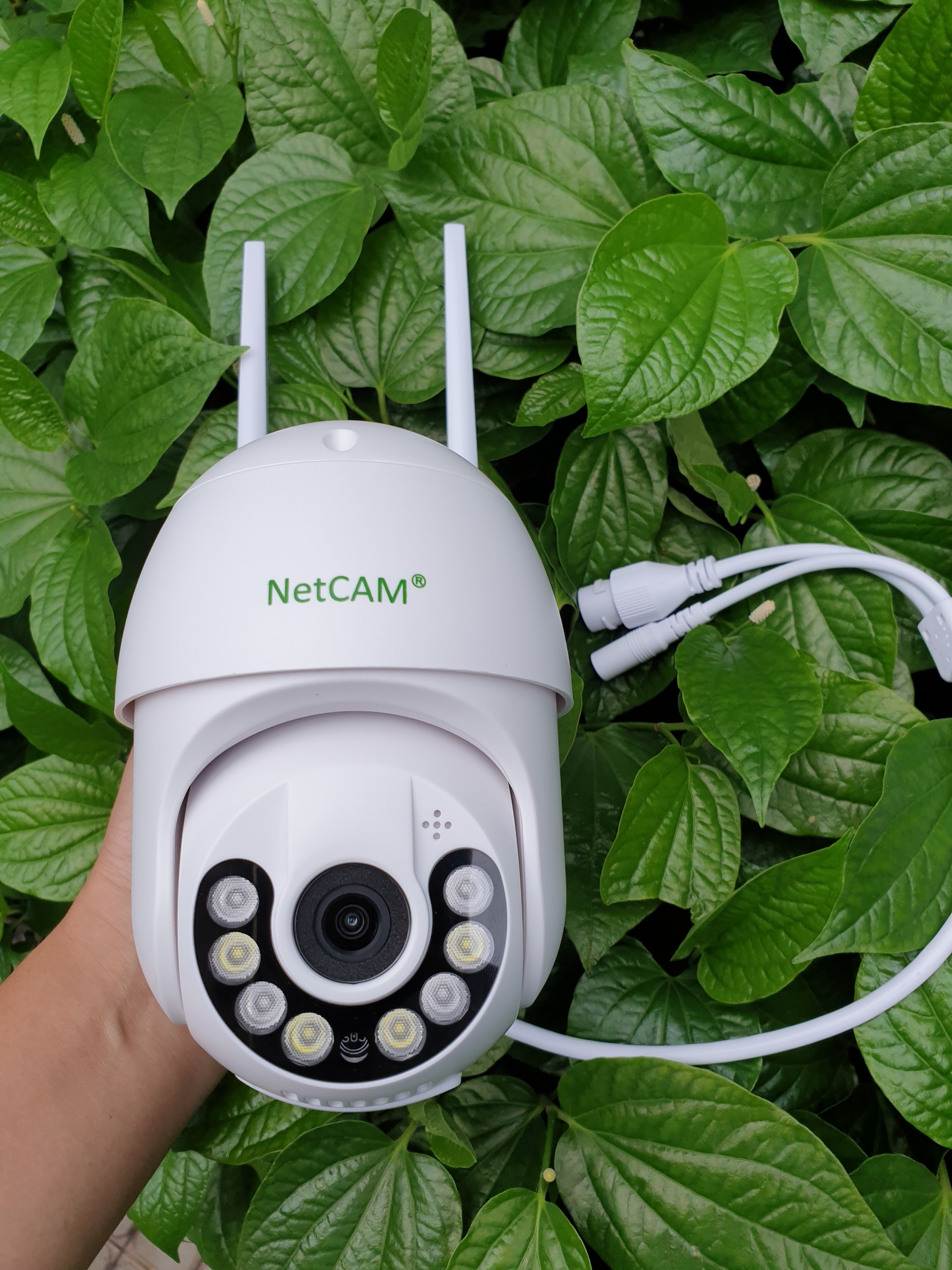 Camera IP Wifi gắn ngoài trời NetCAM STA4.0 (4MP) - Chống Nước Xoay 360 Độ - Quay Đêm Có Màu - Hàng Chính Hãng