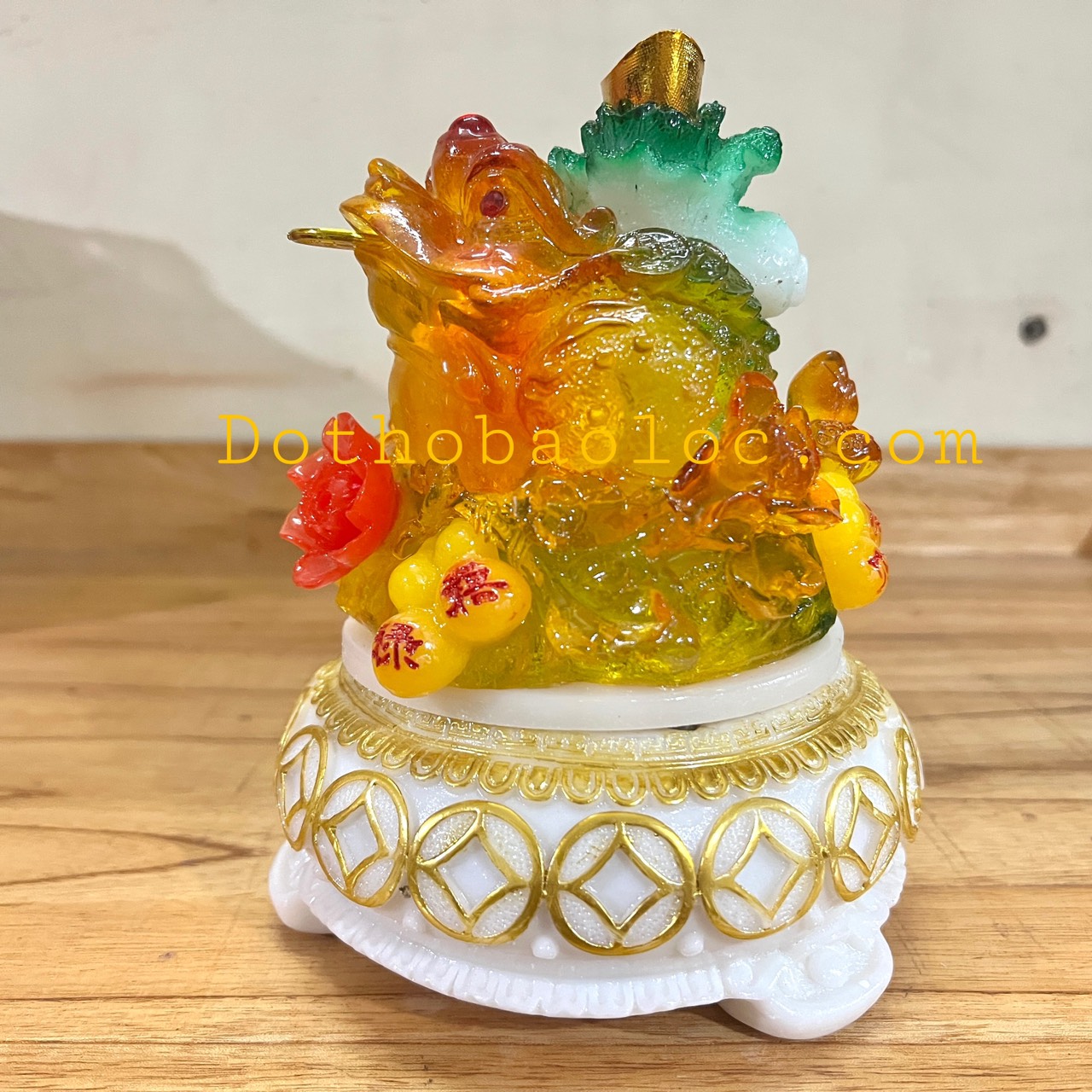 Cóc phong thủy đế đá xoay cõng củ cải cao:20cm – vàng thạch anh