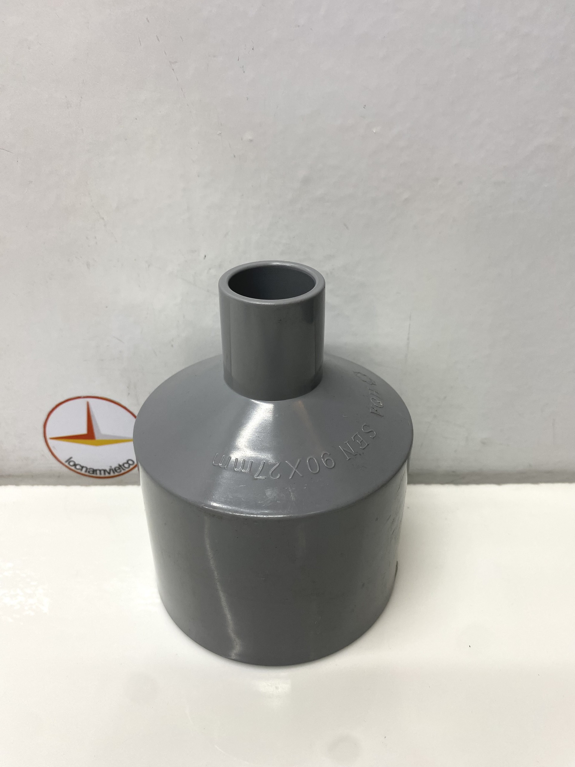 Nối giảm 90 x 27 D nhựa PVC Hoa Sen _N90x27