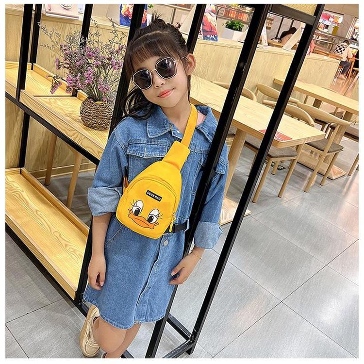 Túi đeo chéo Duck Bag