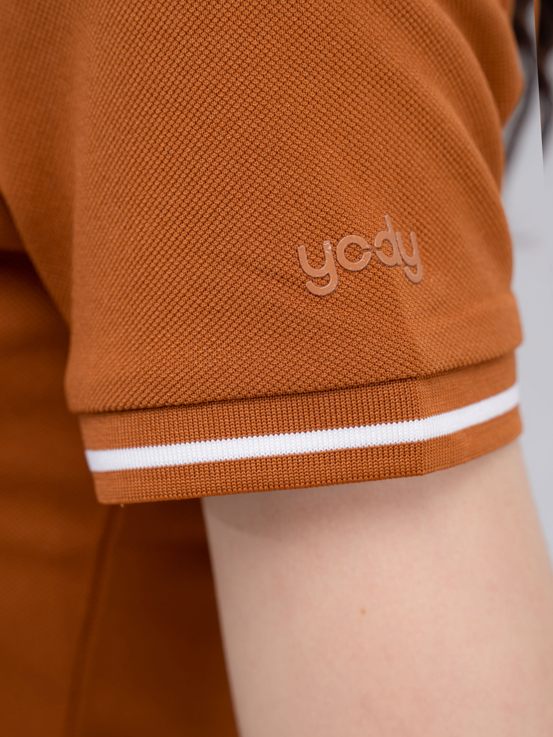 Áo polo nữ YODY chất cotton cafe bỏ kẻ APN5070