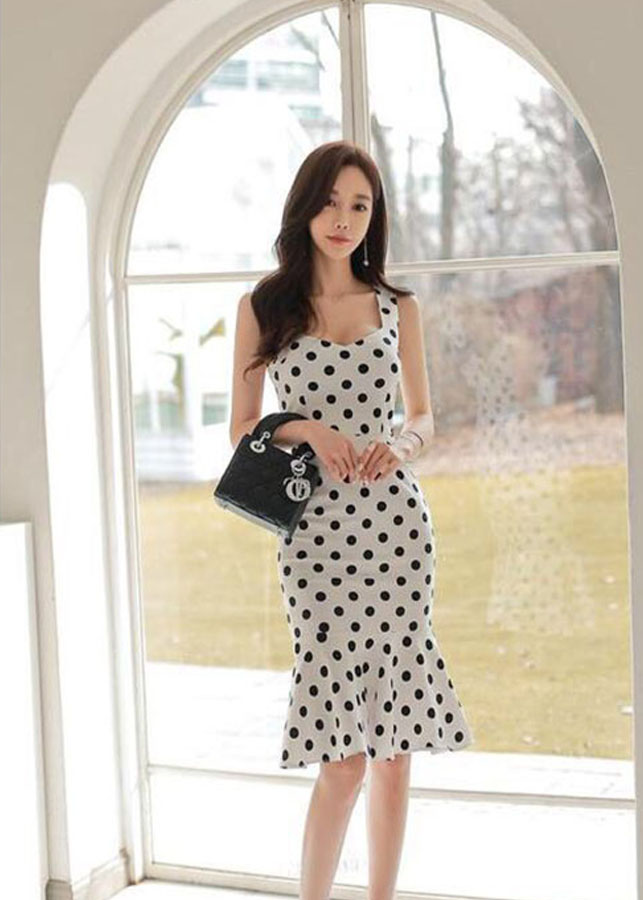 Đầm Chấm Bi Đuôi Cá VD12