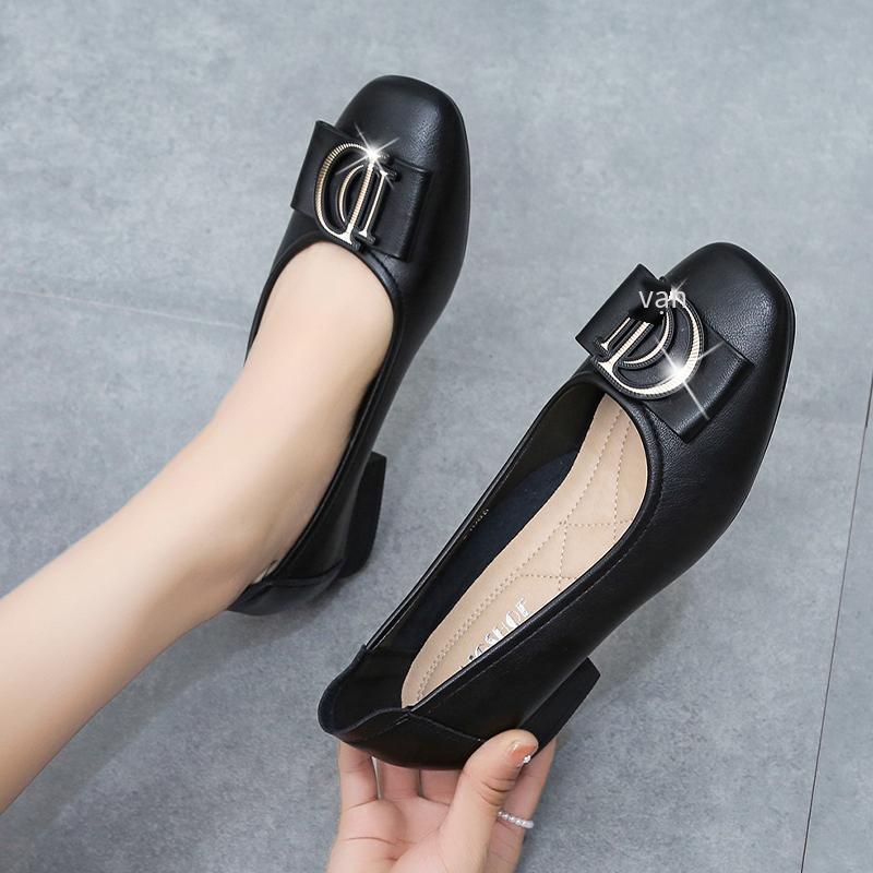 Khuyến mại giày nữ giày thể thao cỡ lớn lưới đỏ giày vải giày chống trượt nhẹ