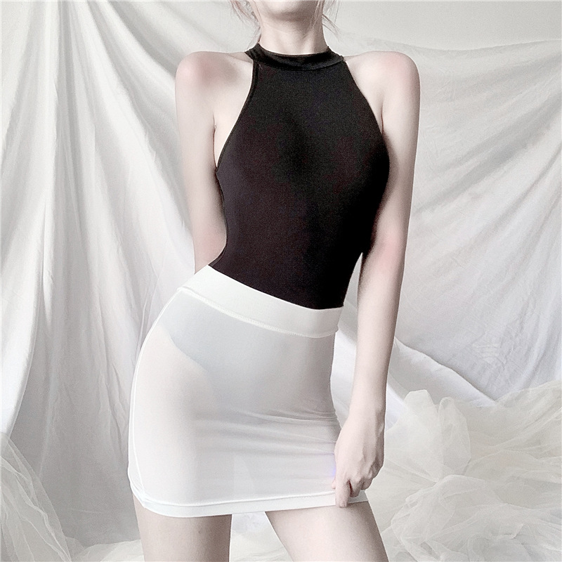 Đồ ngủ sexy jumpsuit và chân váy quyến rũ bó sát ôm body gợi cảm