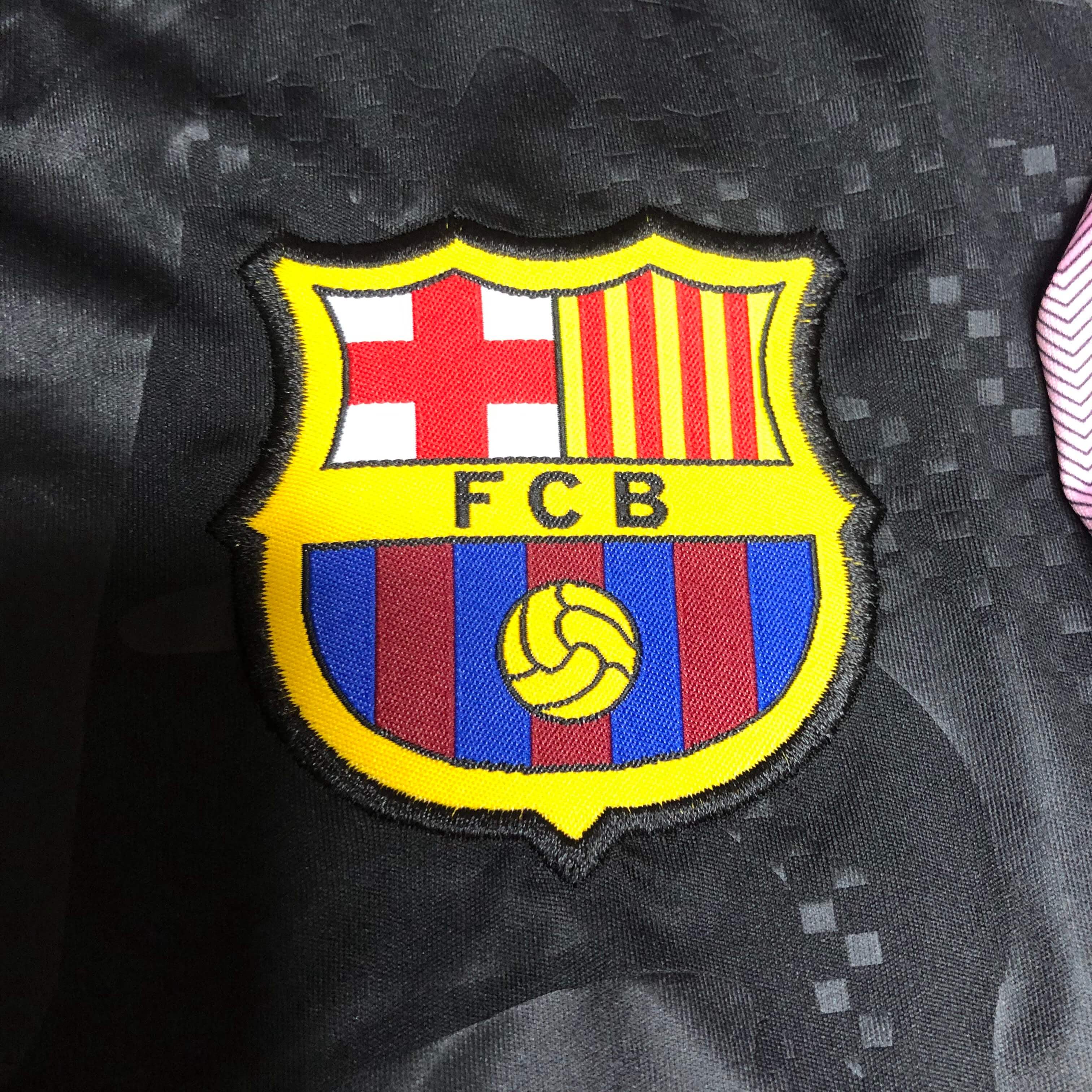 Quần Áo Bóng Đá CLB BARCELONA Đen Hồng 2022 2023 Thun Lạnh 4 Chiều Giá Rẻ Đẹp Logo Thêu Nổi Cao Cấp