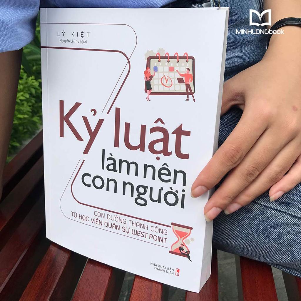 Sách: Kỷ Luật Làm Nên Con Người