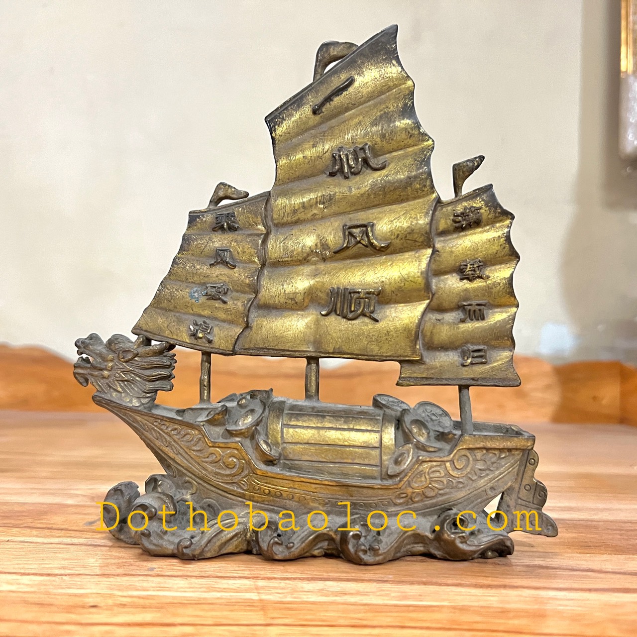 Thuận Buồm Xuôi Gió bằng đồng cao 17cm