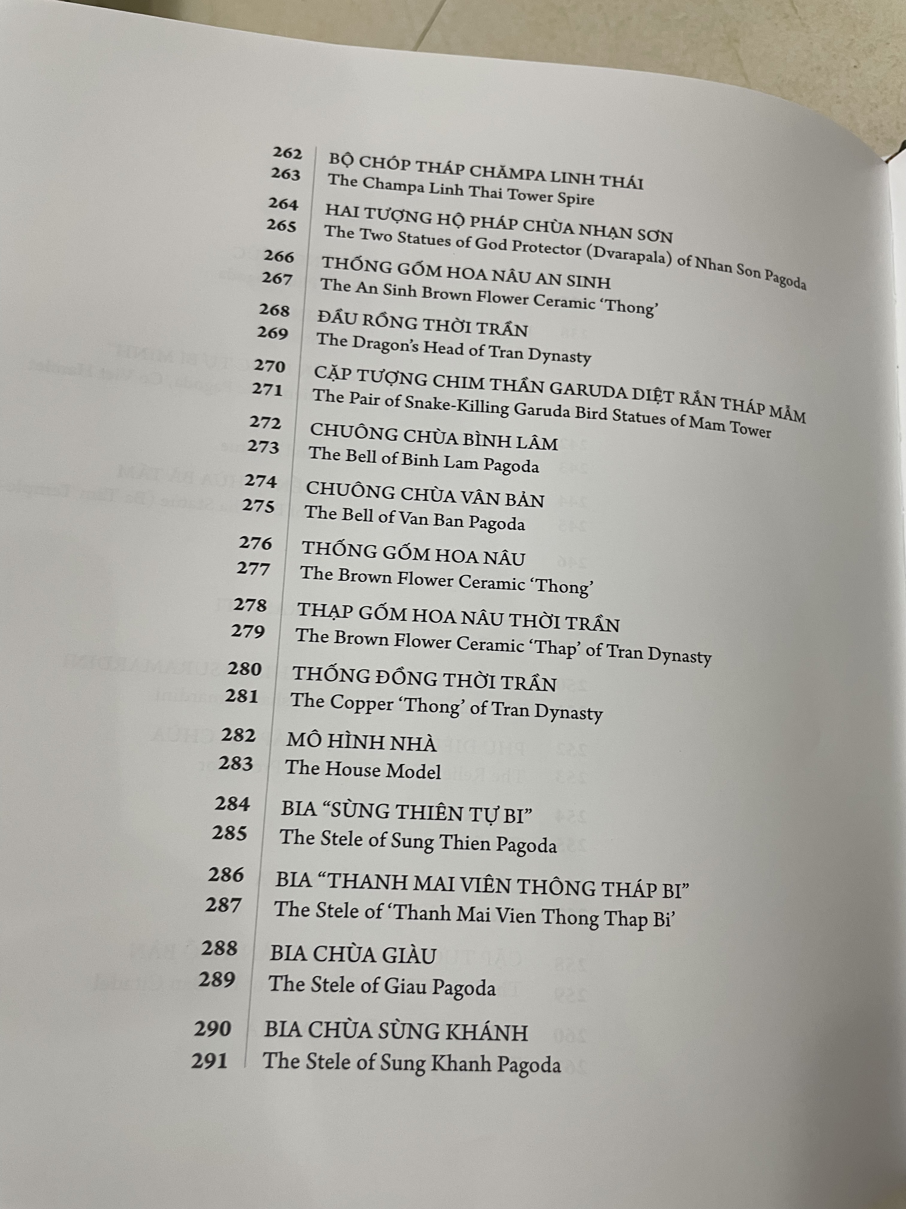 Ngàn năm văn hiến quốc gia Việt Nam (Bìa cứng in màu)