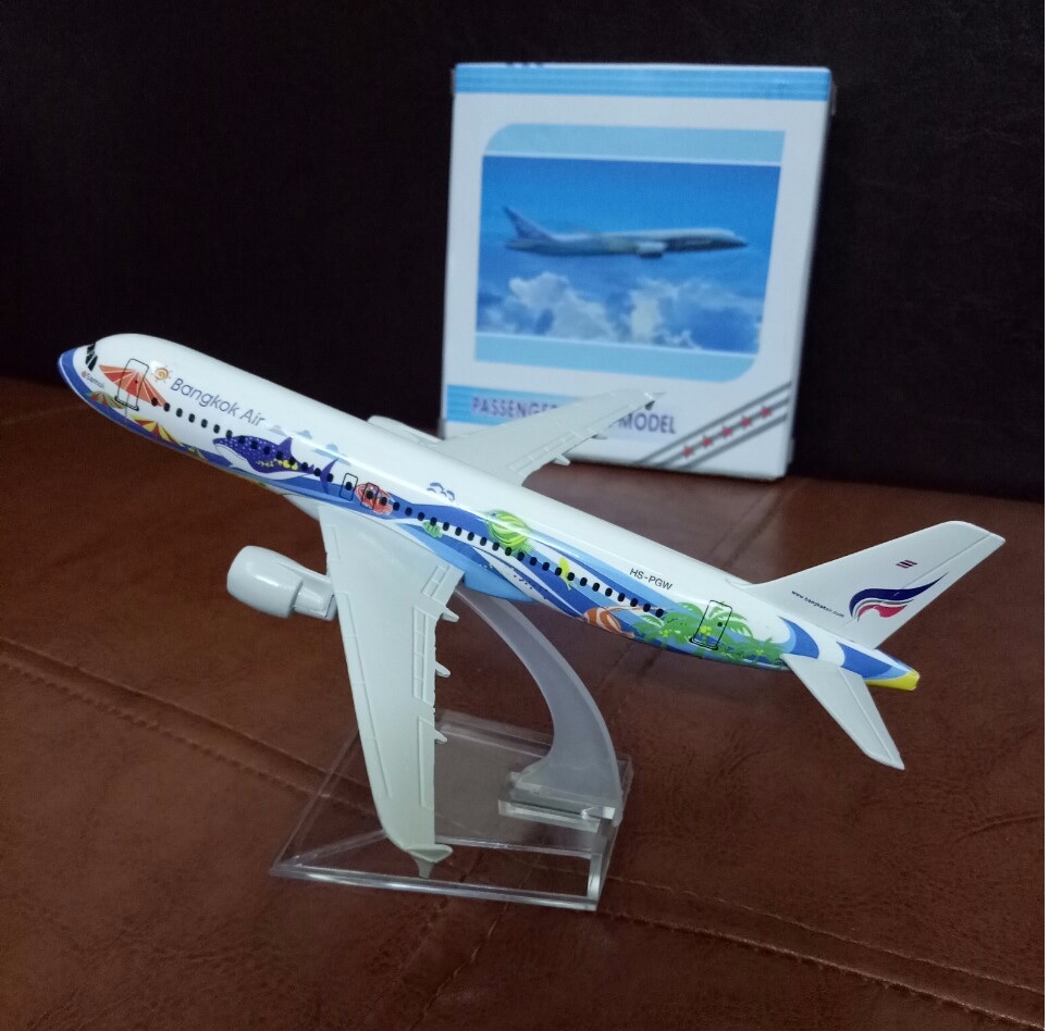 Mô hình máy bay tĩnh A320 Bangkok 16cm