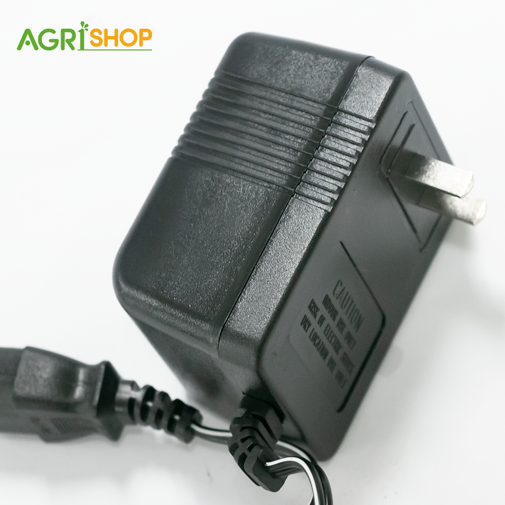 Sạc ắc quy BMC 12V - Jack 3 chân tiêu chuẩn
