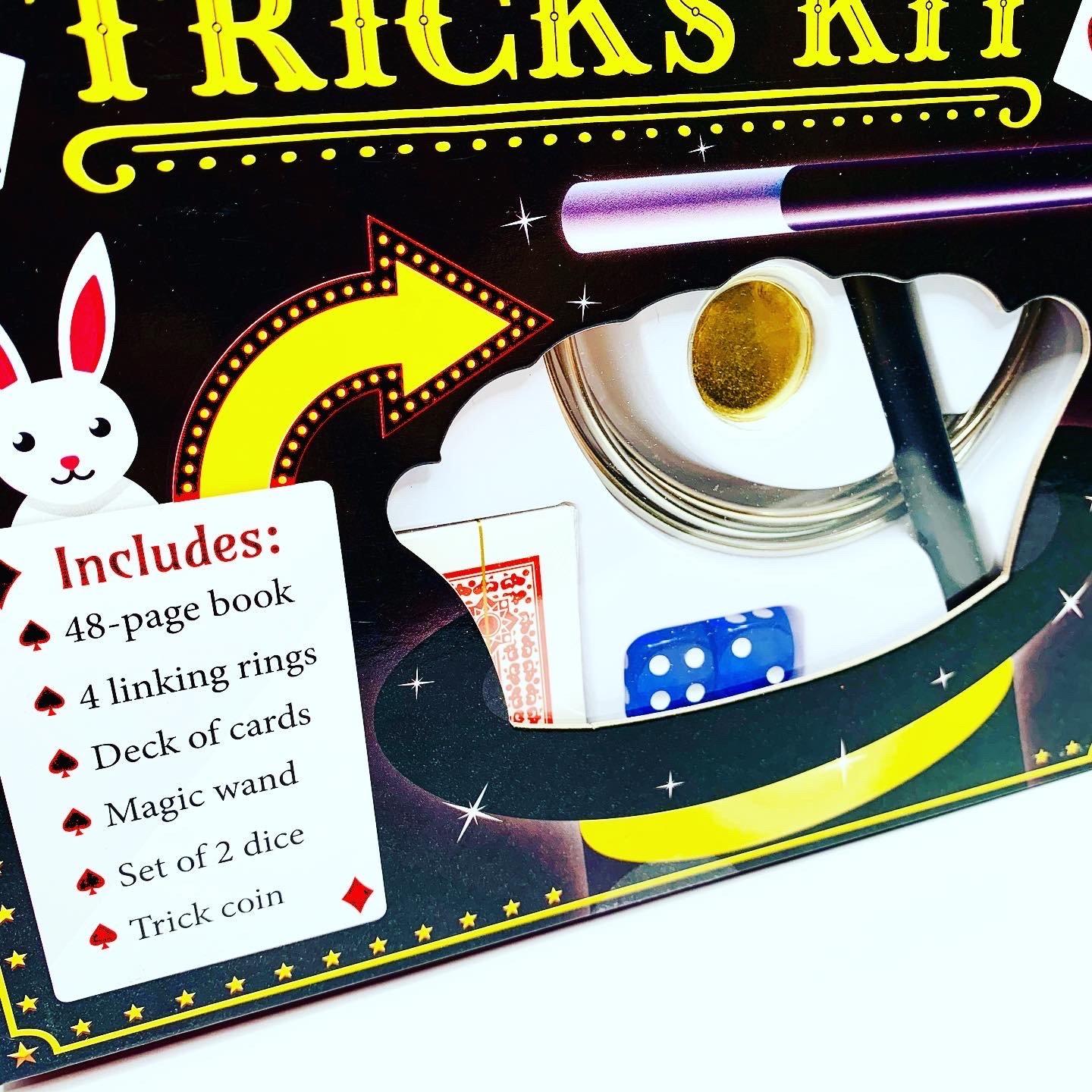 Magic Tricks Kit (Deluxe Activity Kit)