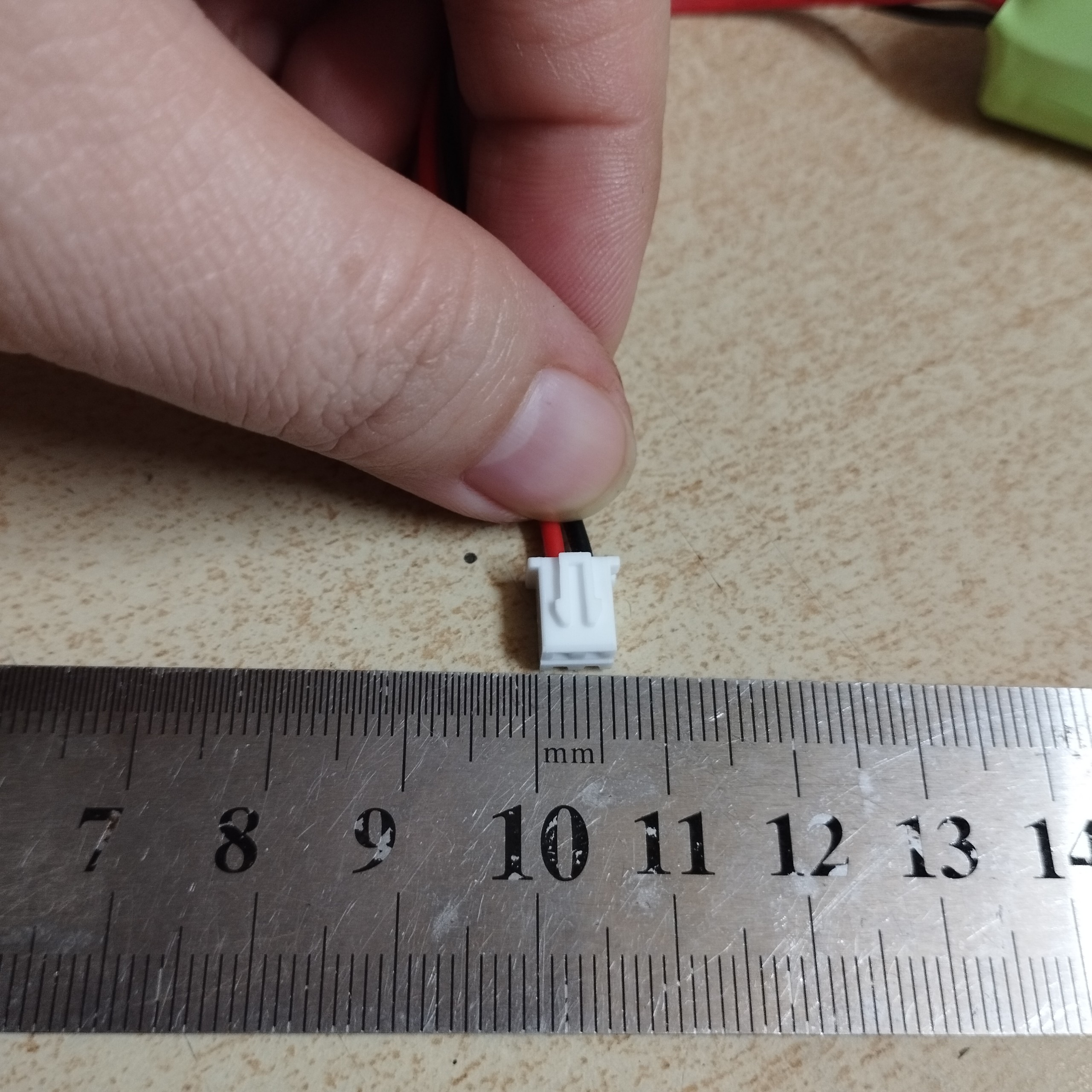 Pin sạc xếp chồng tam giác điện áp 3.6V dung lượng 900mah