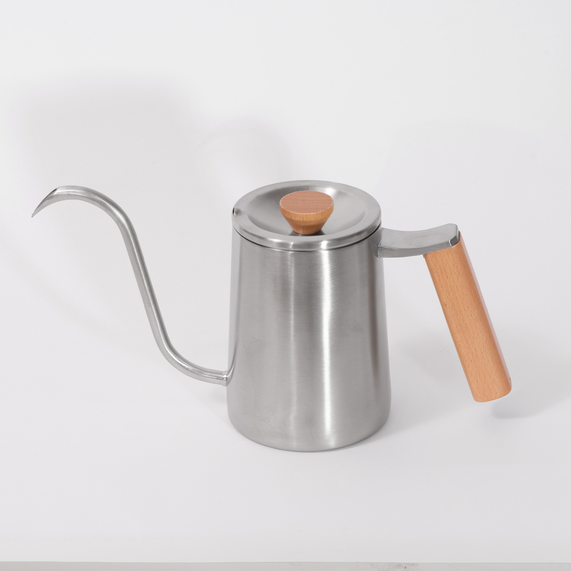 Ấm rót inox 304 tay cầm gỗ vuông pha cà phê tiện lợi Tiamo 600ml