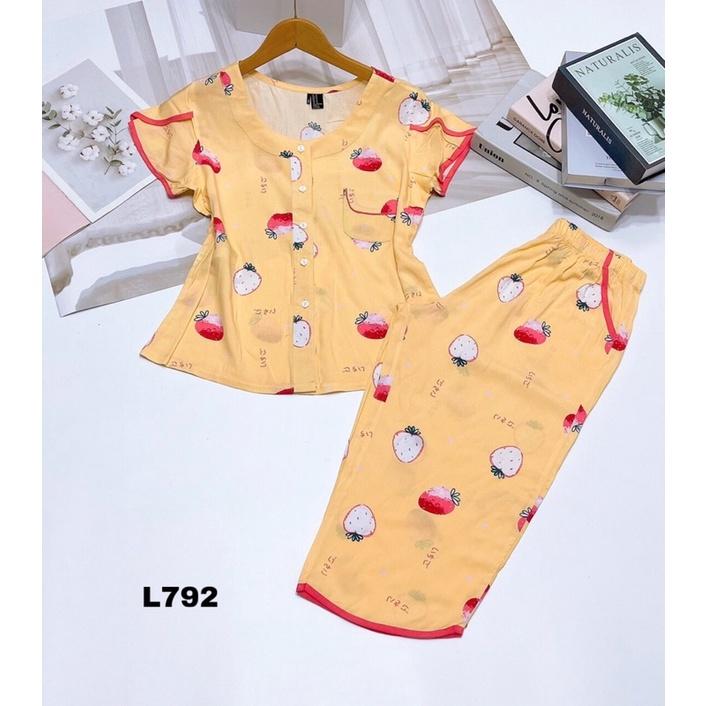 Đồ Bộ Xinh Lửng Áo Cổ Tròn Tay Đắp Tole Lanh