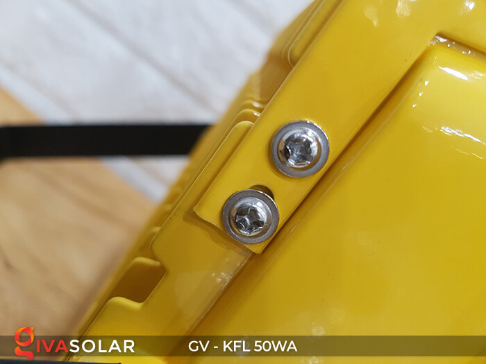 Đèn Pha Sạc điện GIVASOLAR GV-KFL-50WA