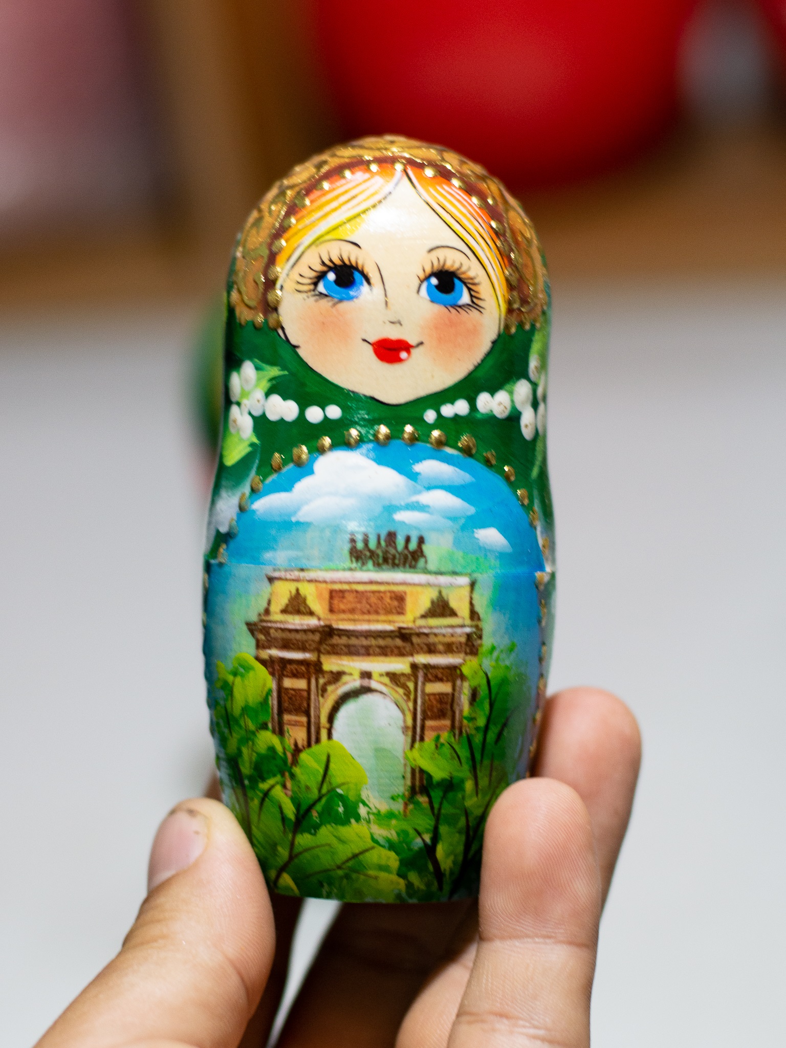 BỘ BÚP BÊ NGA MATRYOSHKA 10 LỚP SIE 26CM HOA VĂN "PHONG CẢNH MATXCOVA" NHIỀU MÀU