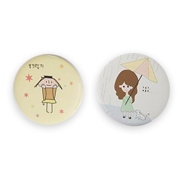 Combo 2 gương mini cầm tay hoạt hình