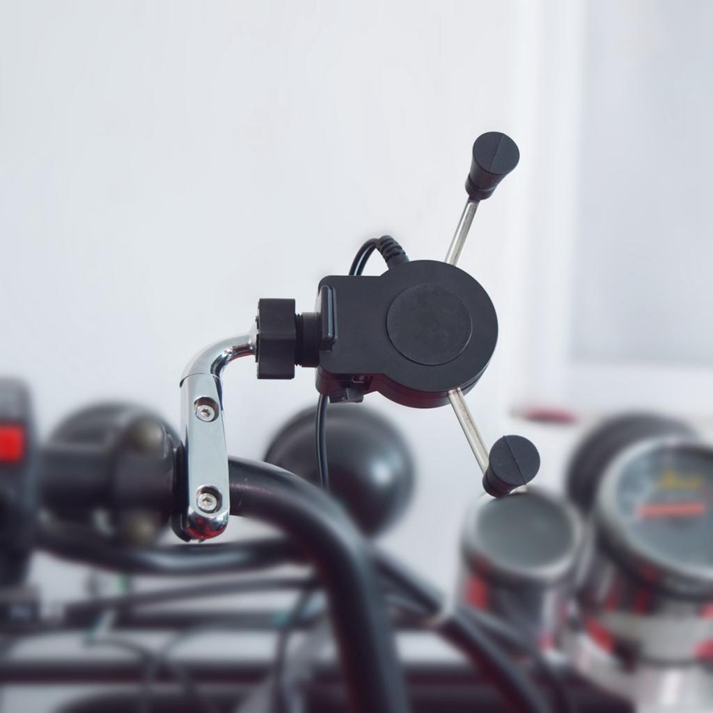 Universal Motorcycle Black ABS 360°Rotation Cell Phone Handlebar Mount Holder Bracket