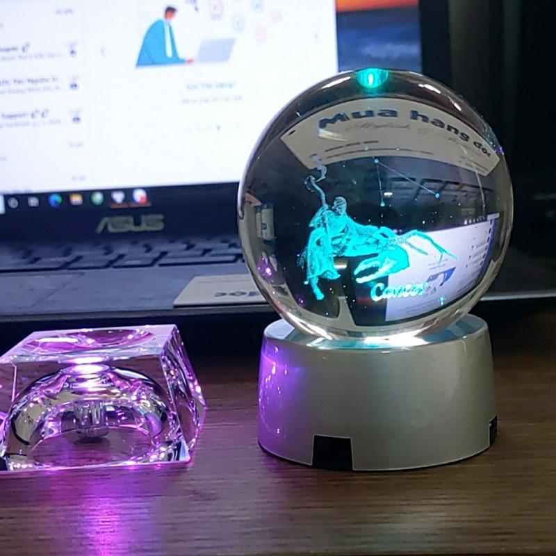 Quà Tặng Sinh Nhật Tháng 10  Quả Cầu Pha Lê 3D LED Cung Thiên Bình Libra