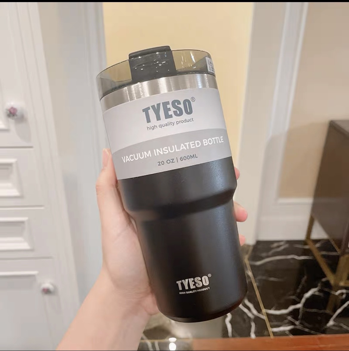 Ly giữ nhiệt inox 304 Tyeso dung tích 600ML ống hút silicon