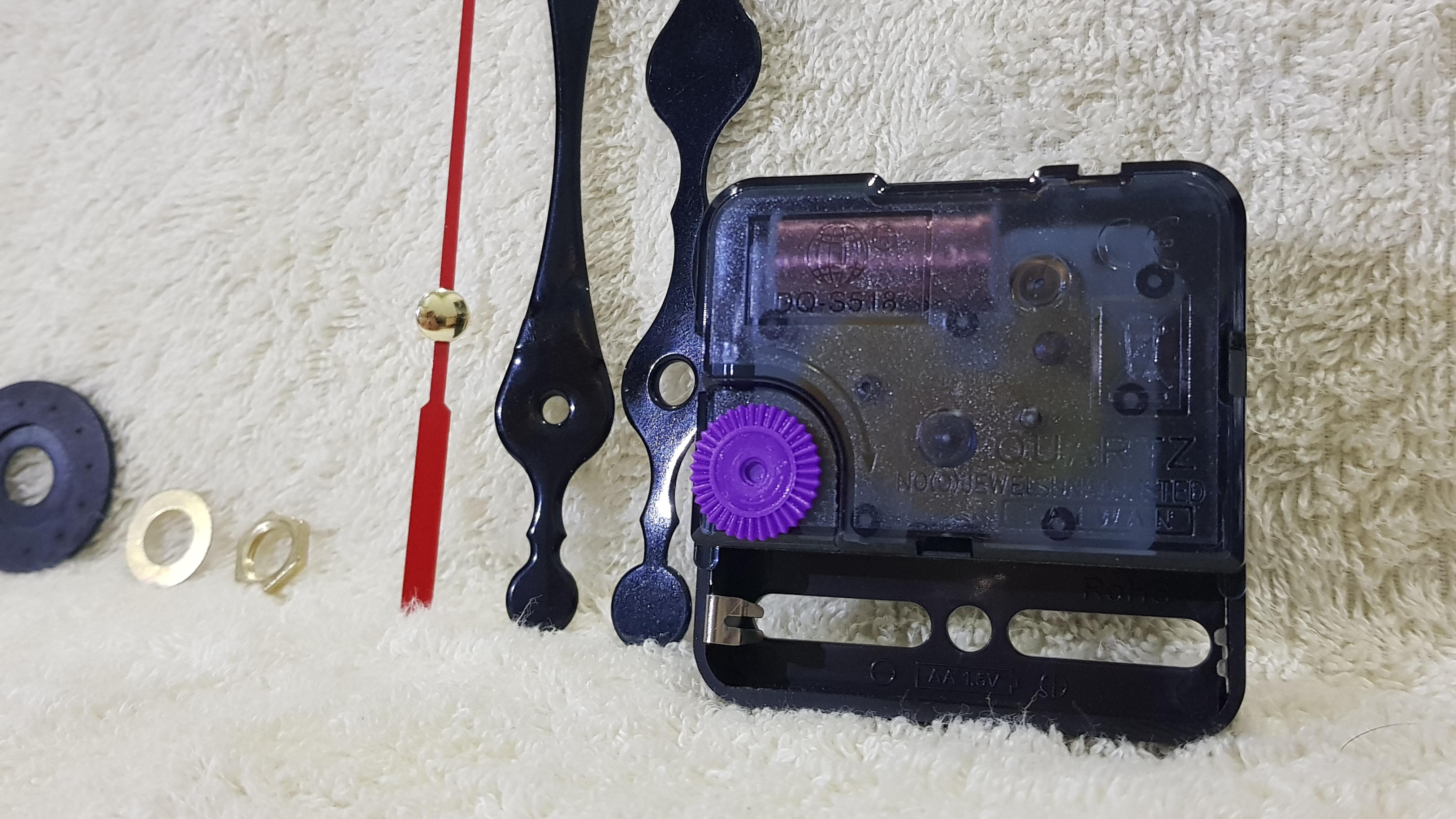Máy đồng hồ treo tường kim trôi TAIWAN DQS518/1288 trục đồng dài dài 15mm, 10mm, 5mm bảo hành 24 tháng