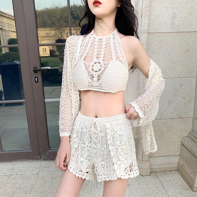 50- Bộ bikini ren 3 món️Set ren đi biển áo bra yếm- quần sóc ren xẻ vạt-choàng hạt