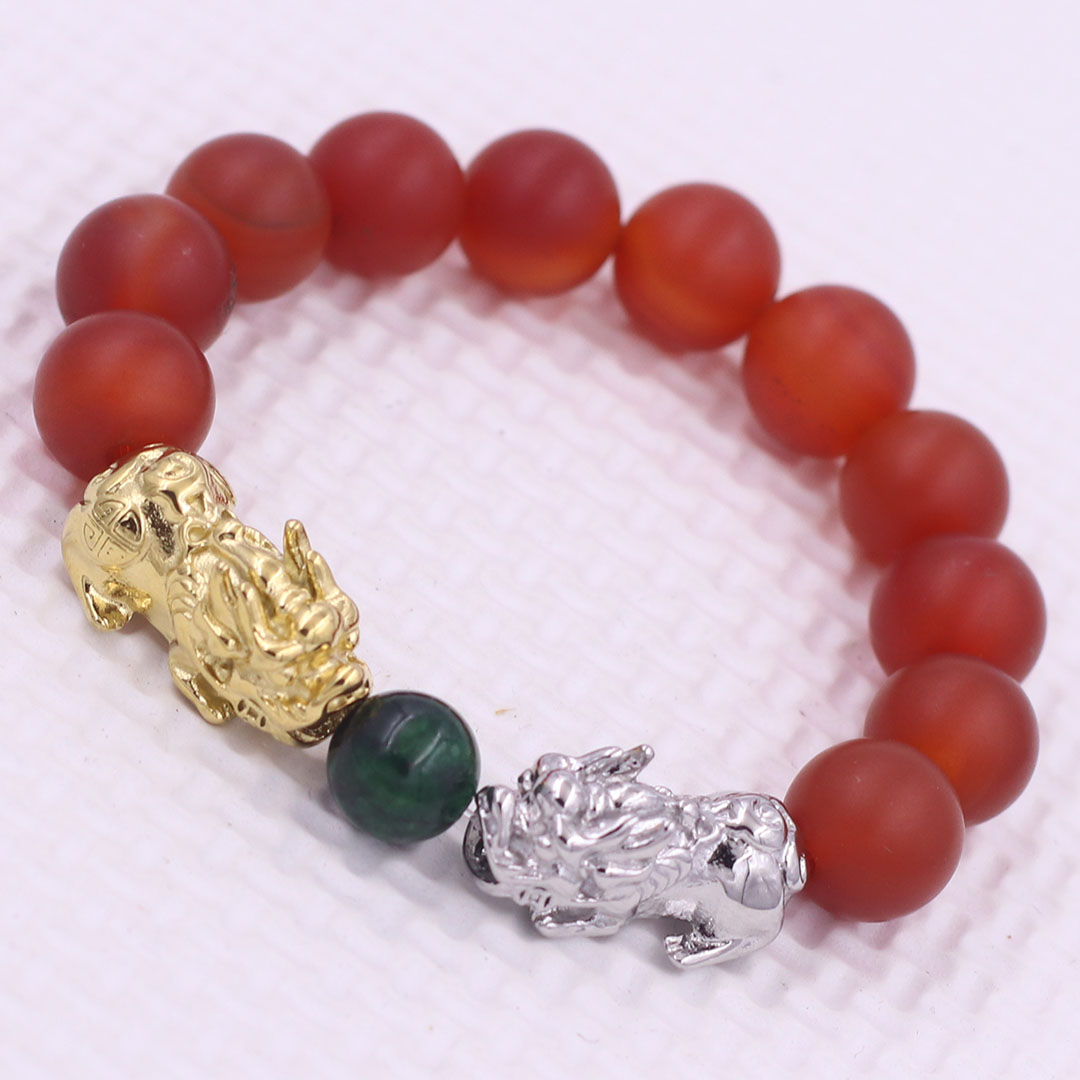 Vòng chuỗi đeo tay mã não đỏ mờ 12 ly charm tỳ hưu đôi inox trắng và vàng, vòng chuỗi phong thủy, charm tỳ hưu, vòng tay hạt chuỗi