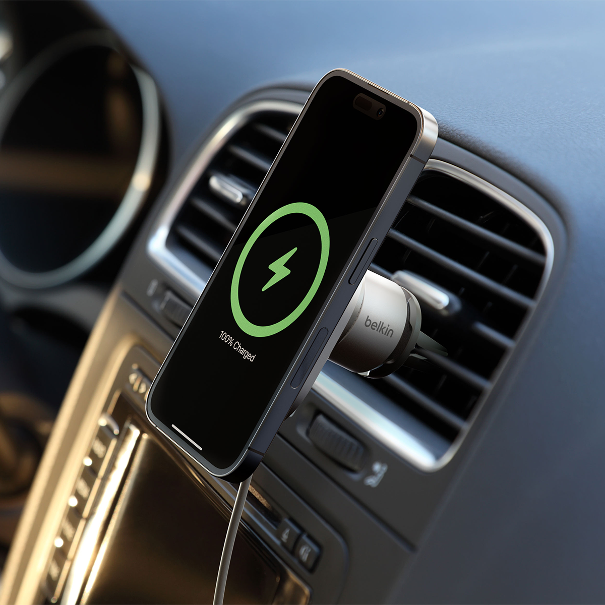 Giá đỡ Belkin dành cho iPhone BOOSTCHARGE PRO cho xe hơi, sạc không dây nam châm 15W - Hàng Chính Hãng - Bảo hành 2 năm - WIC008bt