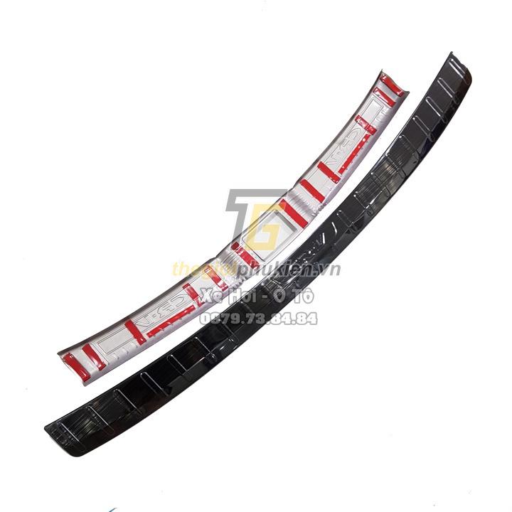 Bộ sản phẩm ỐP BẬC CỐP VÀ BẬC CỬA vân Titan xe Honda CRV, CR-V 2018-2019
