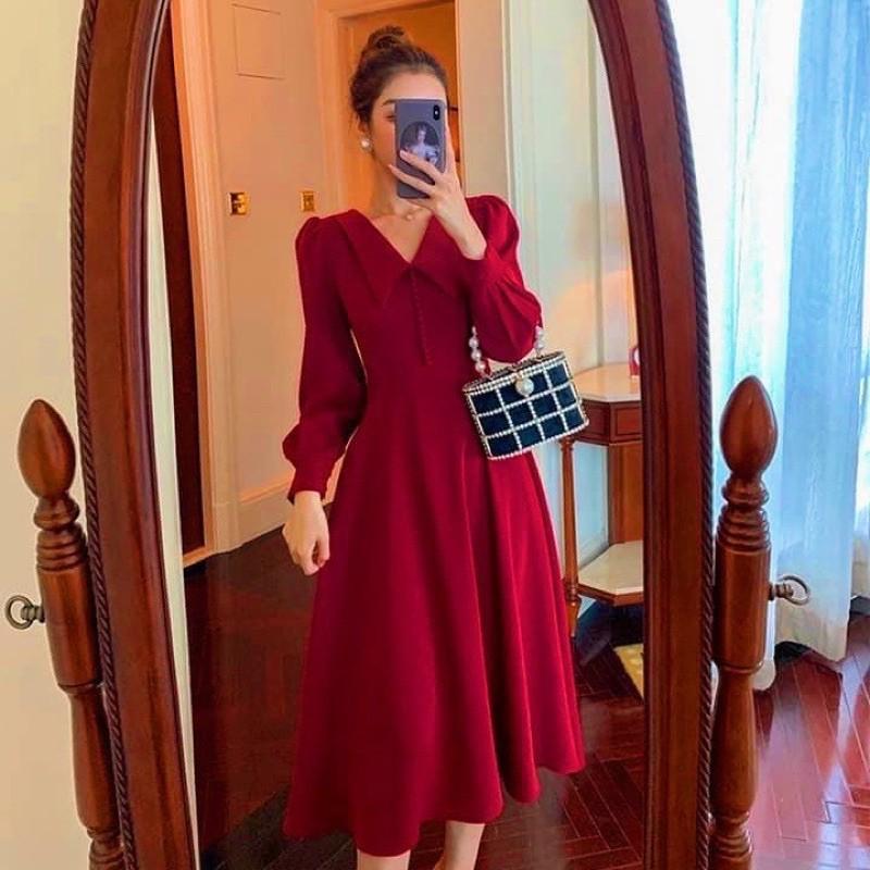 Đầm Dài Đỏ Có Nút Cổ Vest