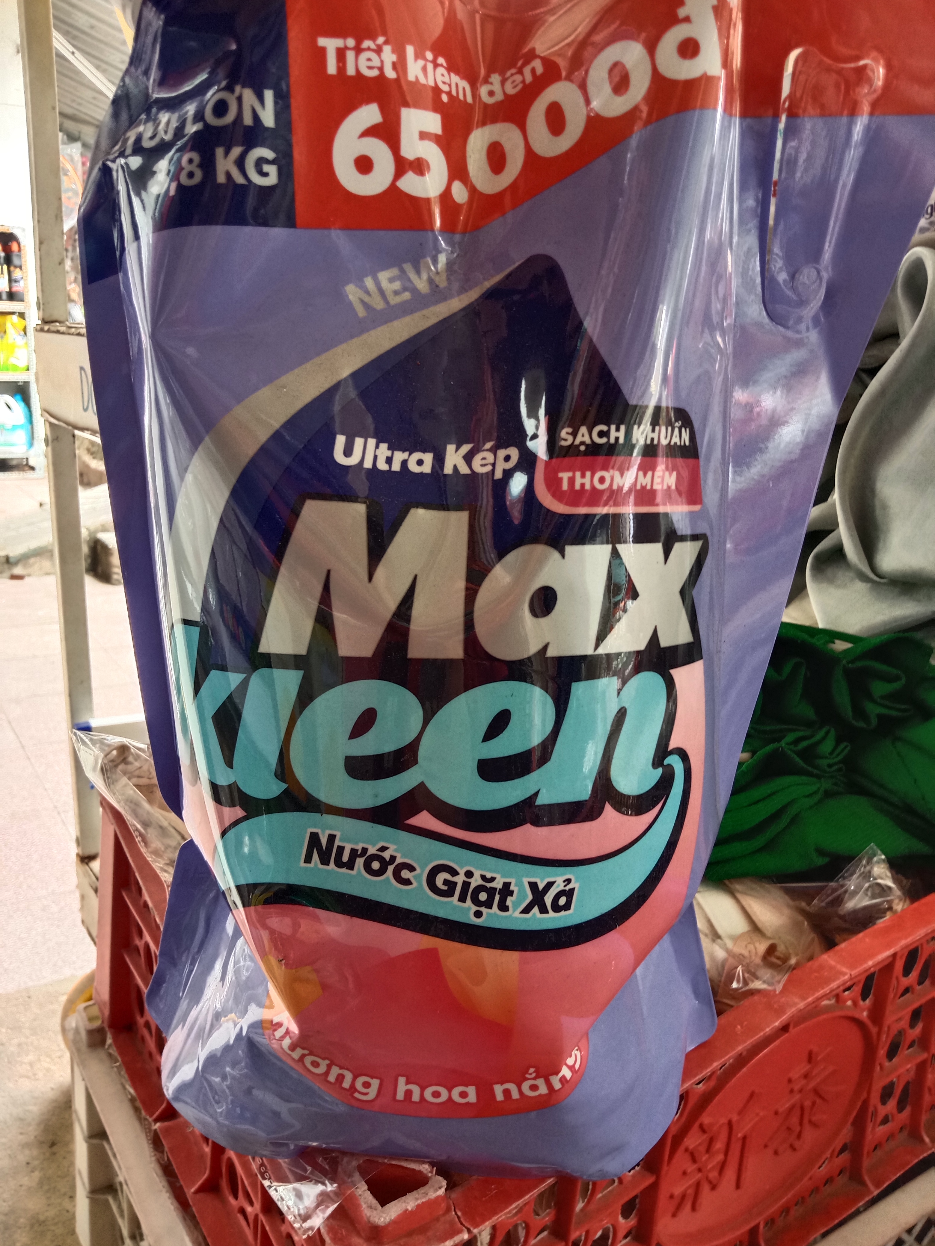 Nước giặt xả MaxKleen