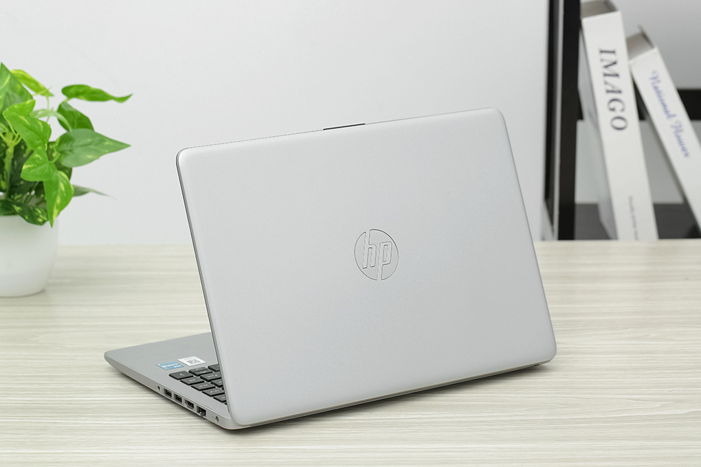 Máy Tính Xách Tay Laptop HP 240 G9 Bạc - Hàng Chính Hãng