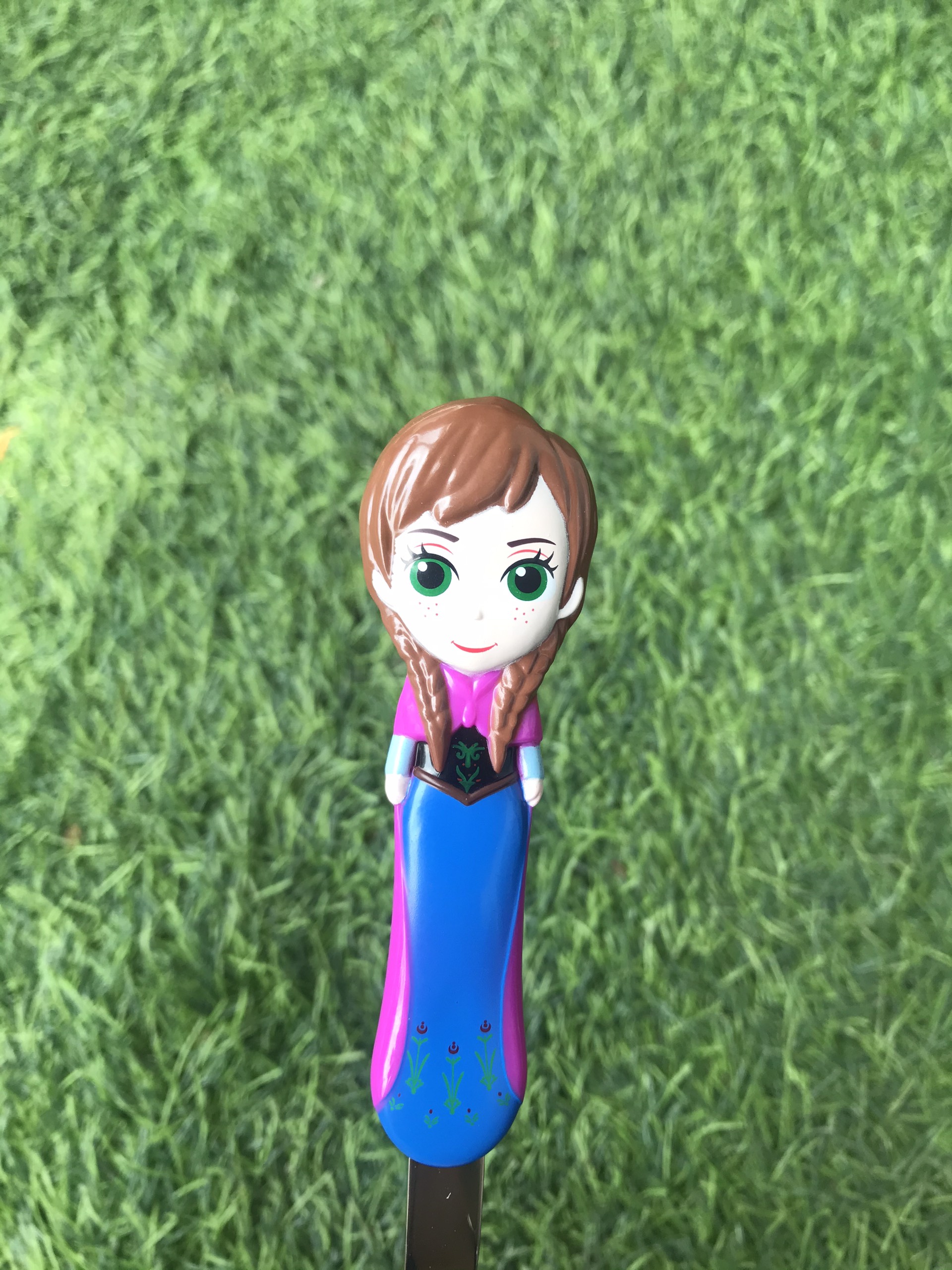 Muỗng ăn inox hình công chúa Anna Frozen 3D siêu xinh cho bé gái - PDP2006
