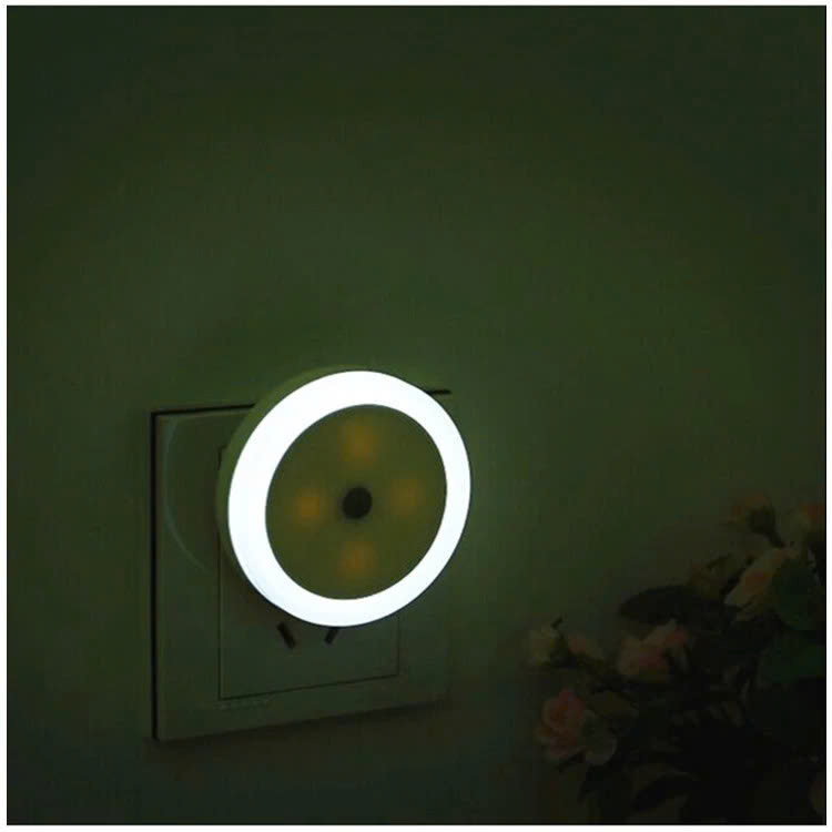 Đèn ngủ cảm biến LED (Cảm biến quang, ánh sáng trắng) - Giao Màu Ngẫu Nhiên