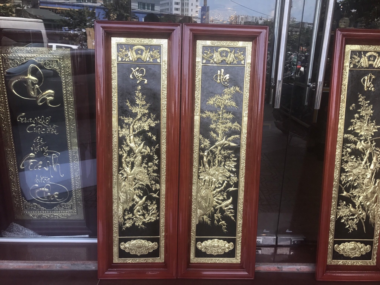 Tranh Đồng Tứ Qúy Tùng, Cúc, Trúc, Mai Bằng Đồng Chạm Thủ Công Hoàn Toàn