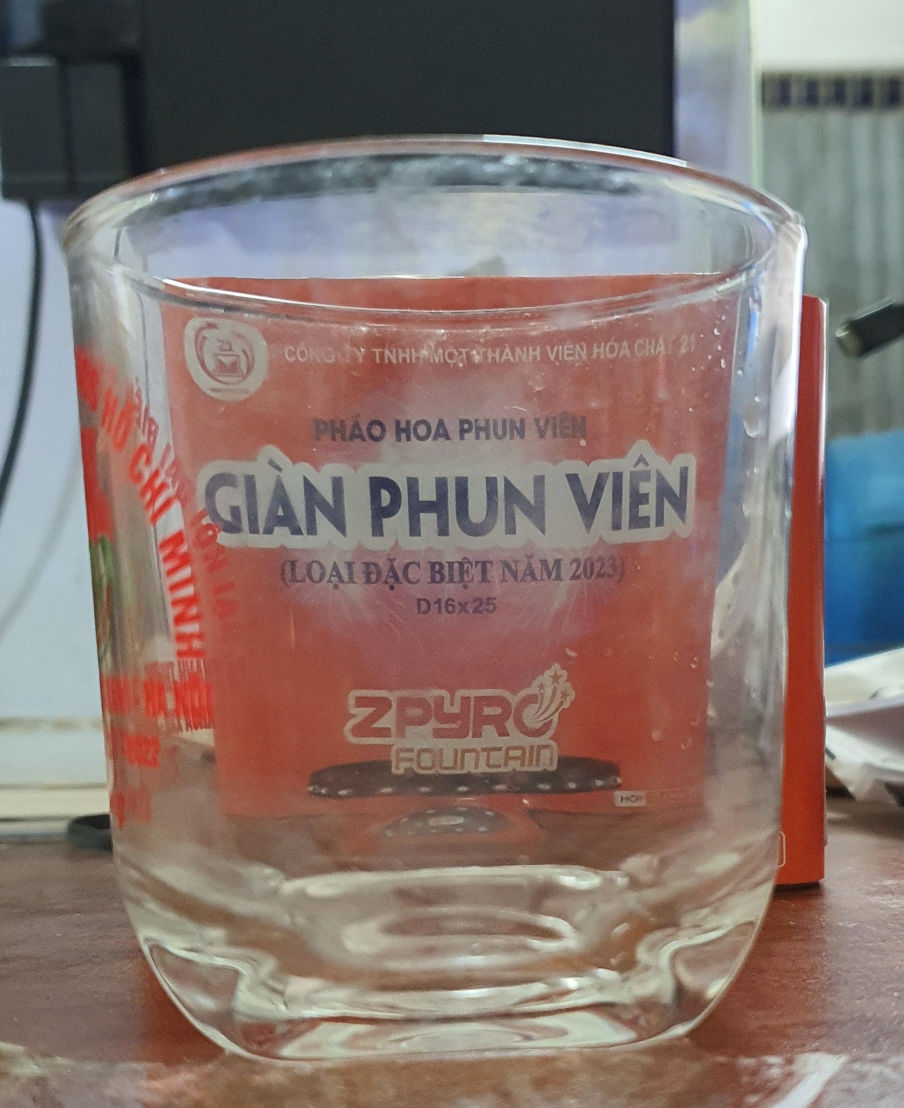 Giàn cốc Phun I Viên Đặc Biệt 25 Cốc 2023 - Hàng Nhập Khẩu