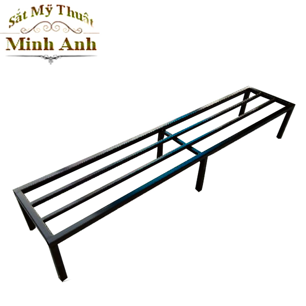 Kệ thép. Dài 100-120 cm. Rộng  20-25-30cm. Cao  10-15-20-25-30cm. 6 chân. 2 nan phụ. Hộp thép 2x2cm ( Hàng Chính Hãng )