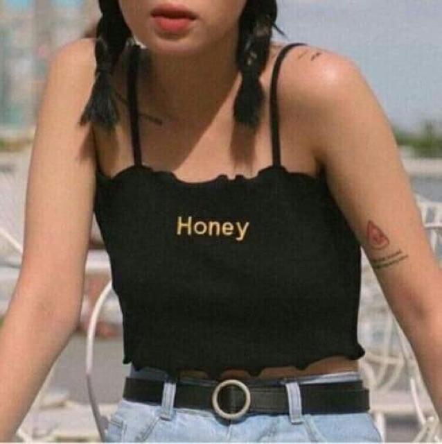 Áo 2 Dây Cuốn Biên Thêu honey - Form Croptop