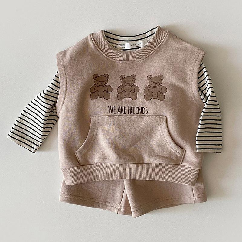2021 Thu Mới Bộ Quần Áo Bé Trai Bé Set Bộ Tay Dài Sọc Áo + Hoạt Hình In Áo + Quần Short 3 chiếc Toddker Bé Gái Phù Hợp Với