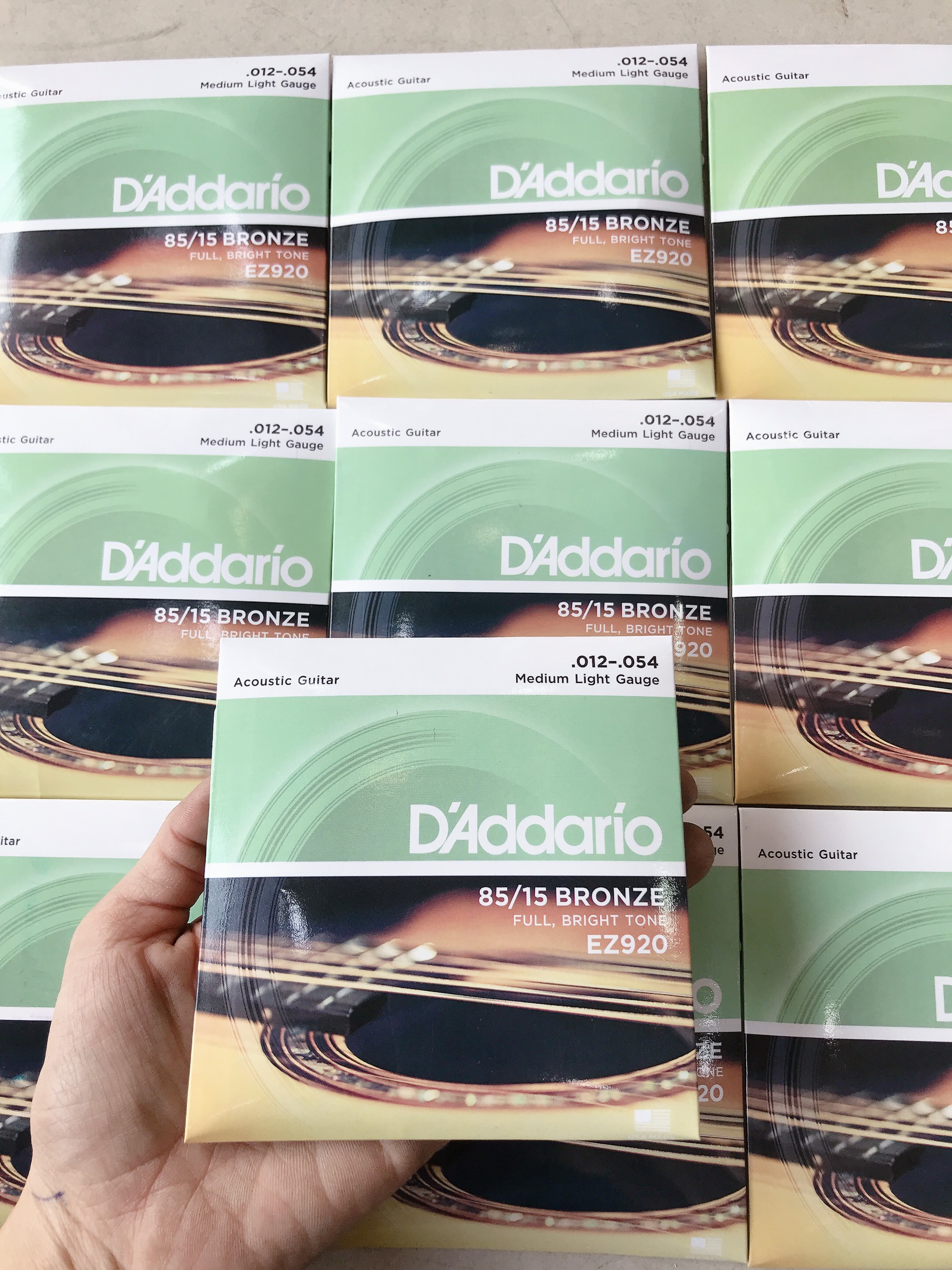 BỘ DÂY ĐÀN GUITAR D'ADDARIO EZ 920