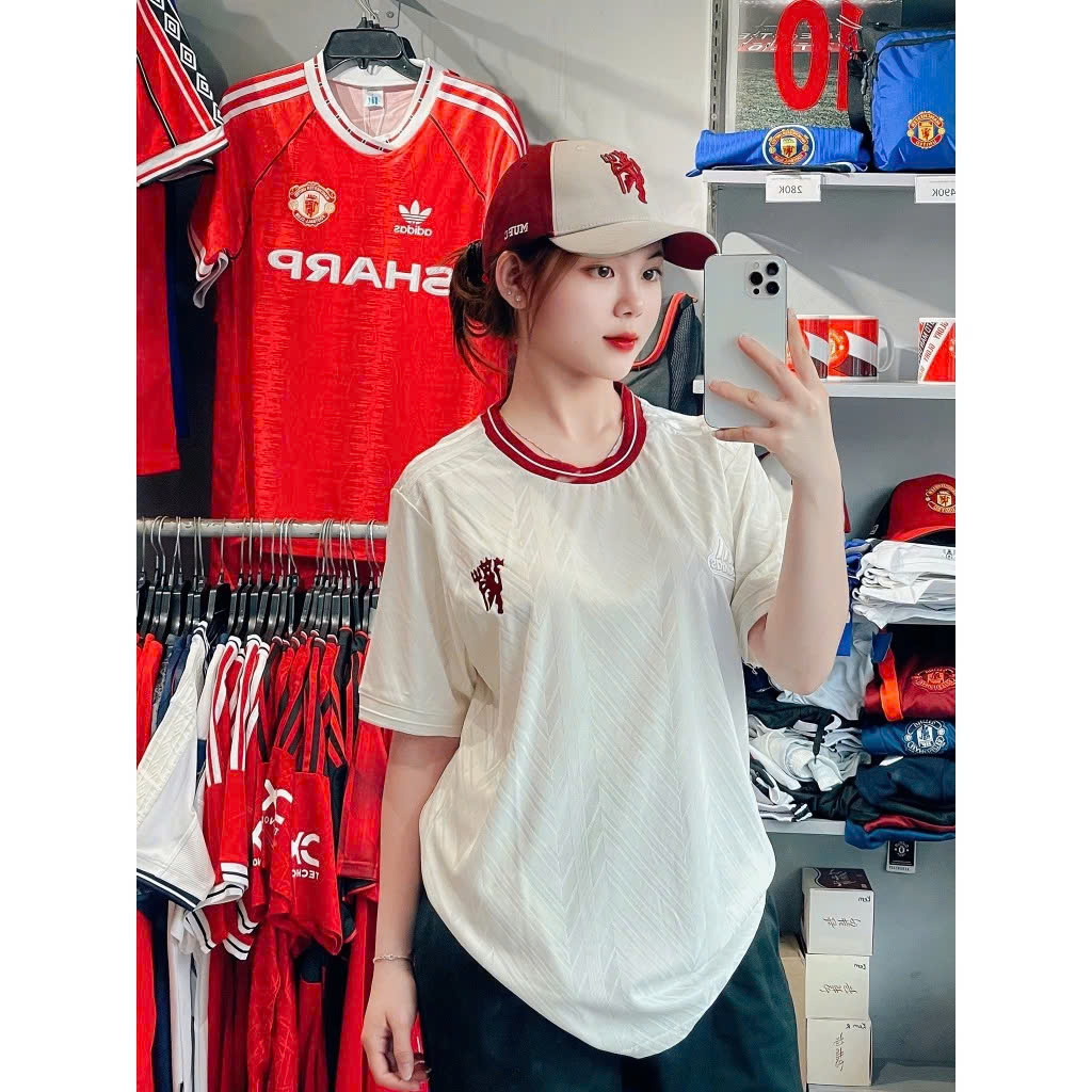(Hàng VNXK) Nón kết, Mũ lưỡi trai CLB Manchester United Logo Thêu nổi cao cấp (Ảnh thật)