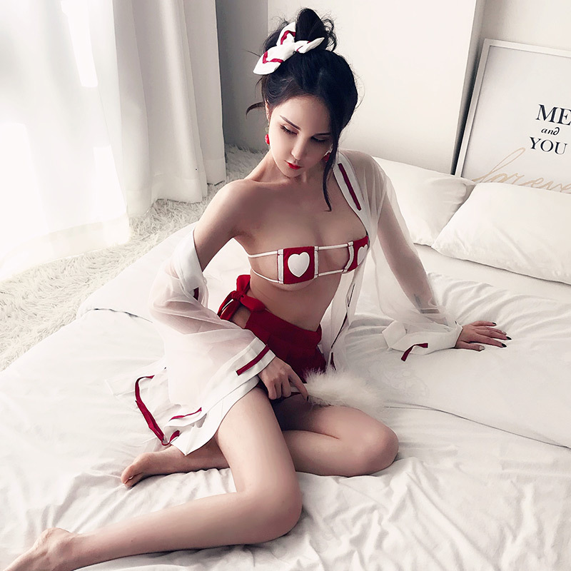 Đồ ngủ Cosplay y tá kèm áo choàng