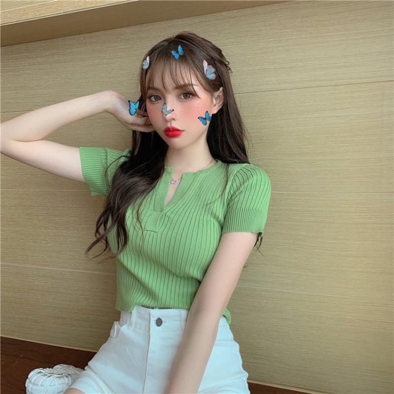 Áo dệt kim tay ngắn đơn màu cổ chữ V dành cho nữ