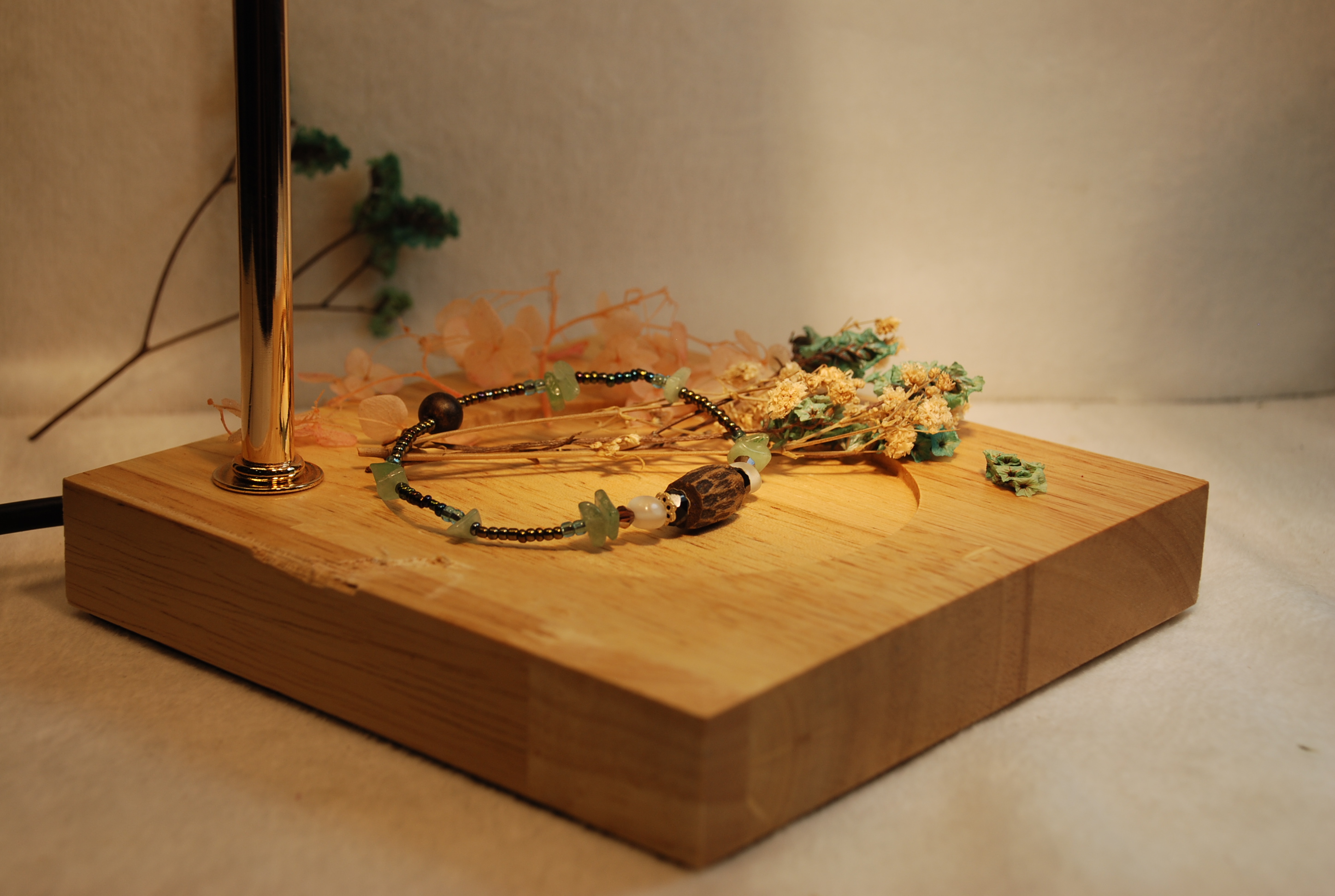 Vòng tay phong thủy Carpentry 1