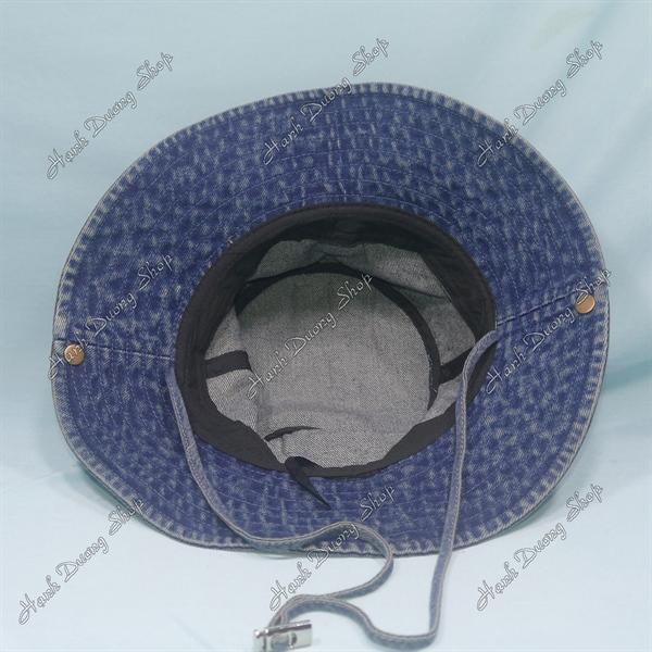 Nón tai bèo jean vành rộng 7,5cm vải jean loang hàng quảng châu, nón cao bồi jean vòng đầu 59-60cm có 2 dây rút phía trong, có dây quai inox - Xanh đậm