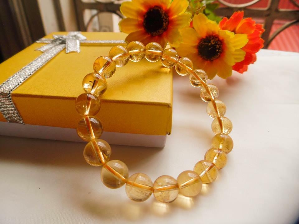 Vòng tay phong thủy đá Thạch Anh Vàng thiên nhiên 10 ly