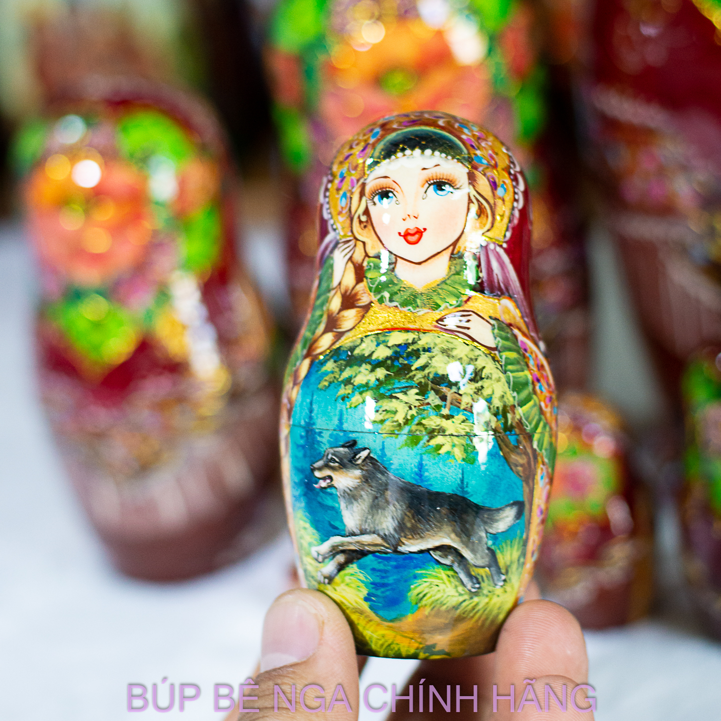 BỘ BÚP BÊ NGA MATRYOSHKA CAO CẤP 10 LỚP 26CM HOA VĂN "CHUYỆN CỔ TÍCH CHÀNG IVAN VÀ SÓI XÁM" CỰC ĐẸP VÀ SANG TRỌNG