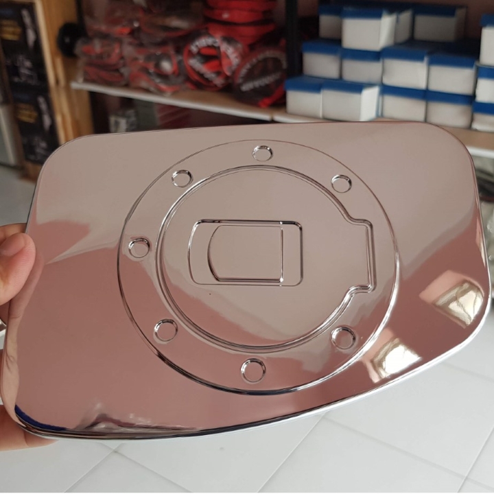 ỐP TRANG TRÍ NẮP XĂNG MẠ CROM XE FORD RANGER 2016-2019