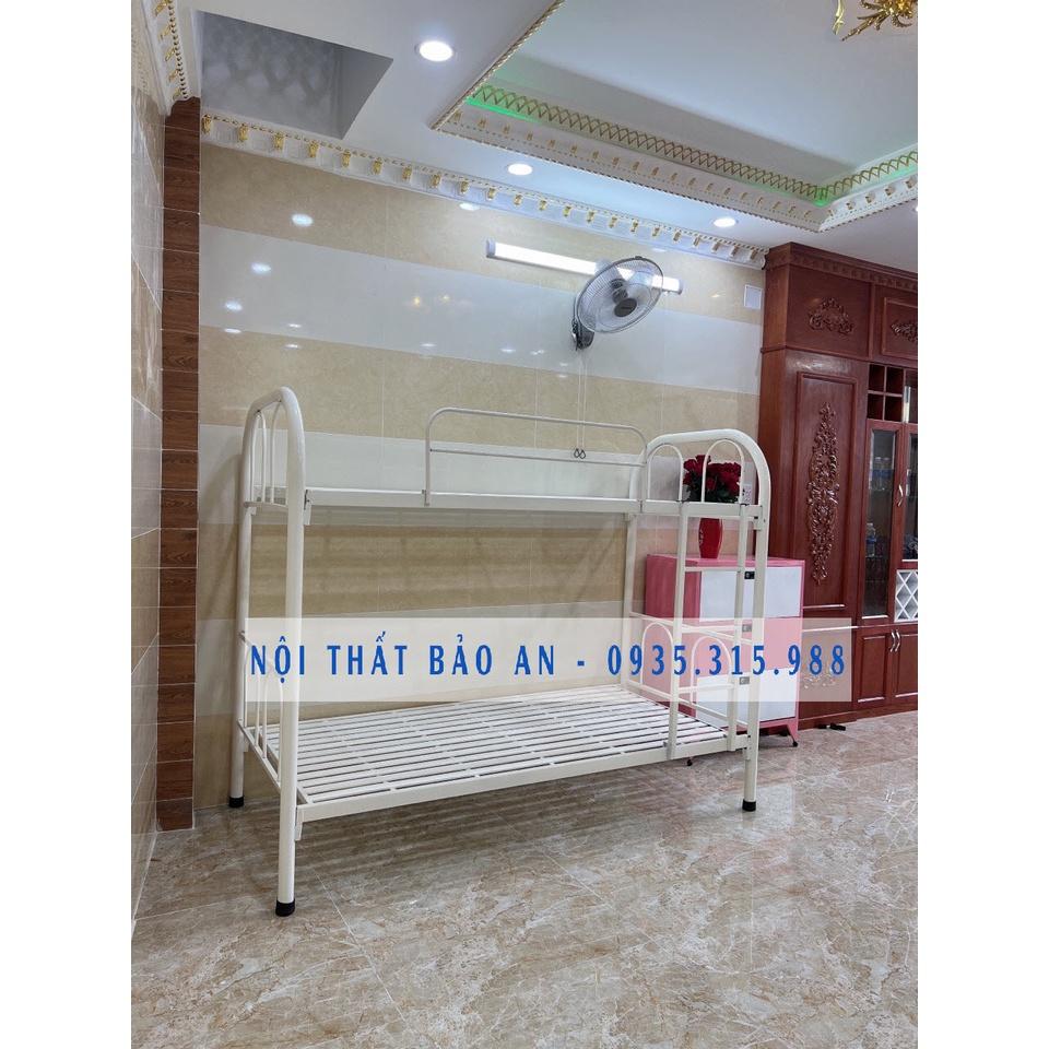 Giường sắt 2 tầng ngang 1m dài 2m